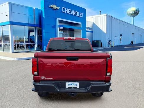 Used 2026 Chevrolet Colorado Z71 w/ Technology Package AWD/4WD image 4