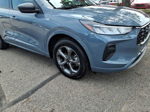 Certified 2024 Ford Escape ST-Line w/ Tech Pack #1 AWD/4WD image 5
