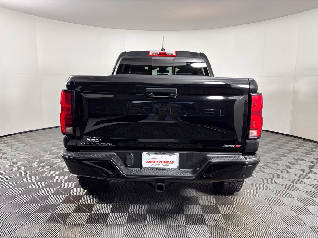 Certified 2024 Chevrolet Colorado ZR2 w/ ZR2 Convenience Package III AWD/4WD image 12