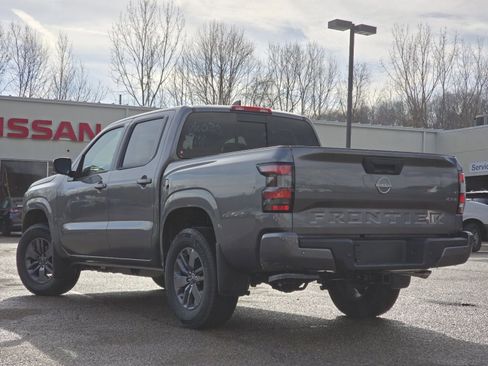 New 2026 Nissan Frontier SV image 7