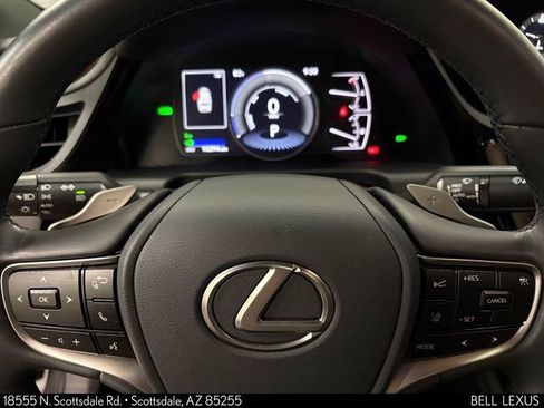 Used 2025 Lexus ES 300h w/ Premium Package FWD image 14
