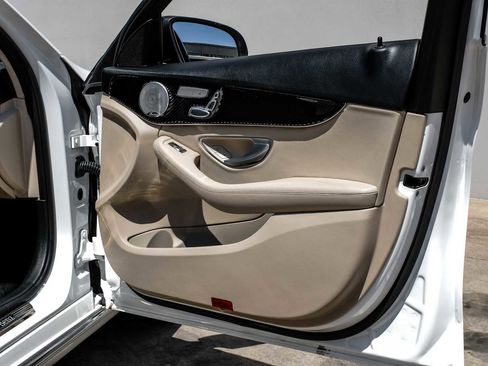 Used 2021 Mercedes-Benz C 300 Sedan image 45