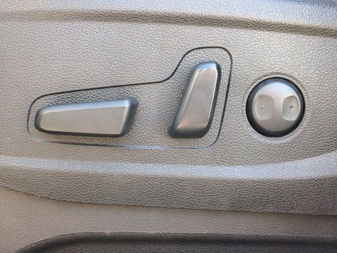 Used 2022 Kia Telluride EX w/ EX Premium Package image 20