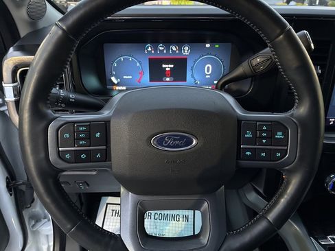 Used 2023 Ford F250 Lariat w/ FX4 Off-Road Package image 13