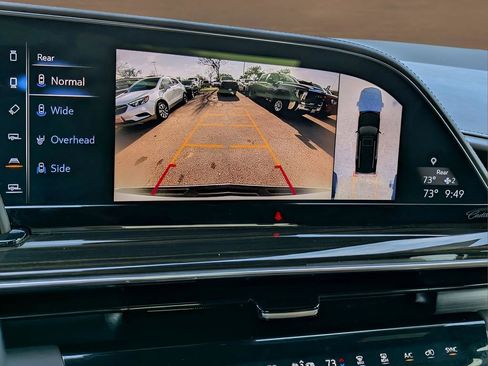 Used 2021 Cadillac Escalade Premium Luxury w/ Driver Assist Tech Package image 19