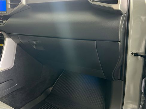 Used 2024 Toyota Sequoia Limited image 35