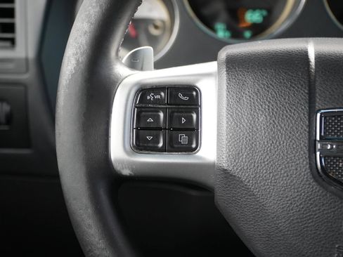 Used 2014 Dodge Challenger SXT w/ Super Sport Group (SS/T) image 20