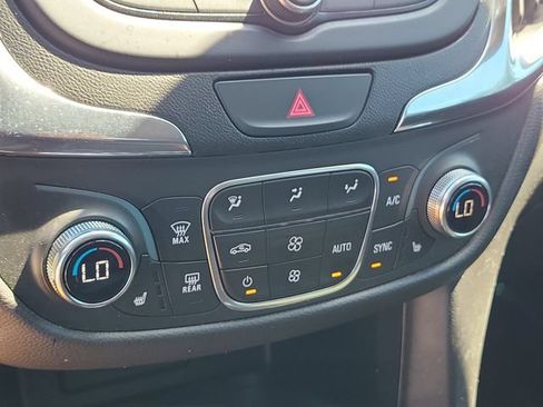 Certified 2020 Chevrolet Equinox LT FWD image 29