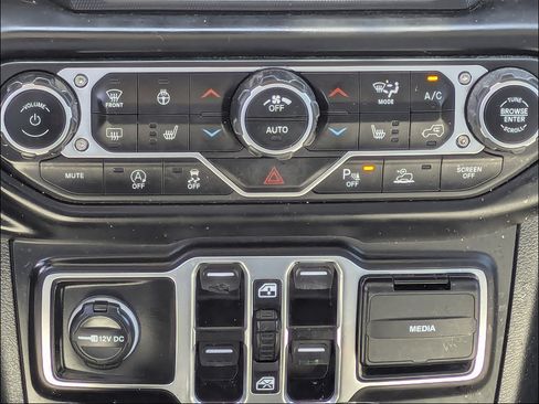 Used 2021 Jeep Gladiator Mojave w/ Uconnect 4C Nav & Sound Group AWD/4WD image 21