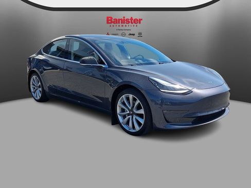 Used 2019 Tesla Model 3 Long Range AWD/4WD image 3