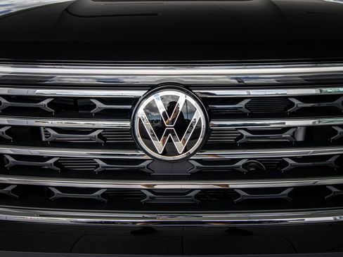 New 2026 Volkswagen Atlas SE FWD image 7