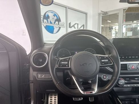 Certified 2022 Kia Forte GT-Line FWD image 13