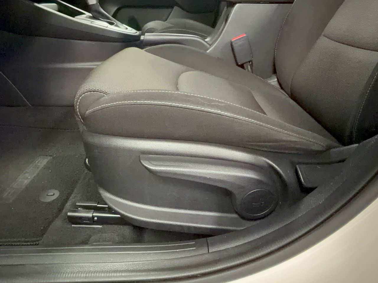 Used 2023 Kia Forte LXS w/ LXS Technology Package FWD image 16