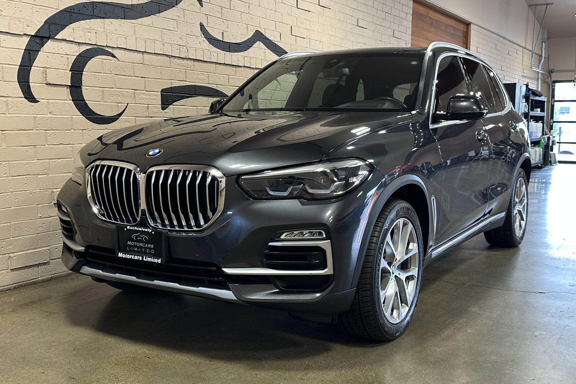 Used 2021 BMW X5 xDrive40i AWD/4WD image 11