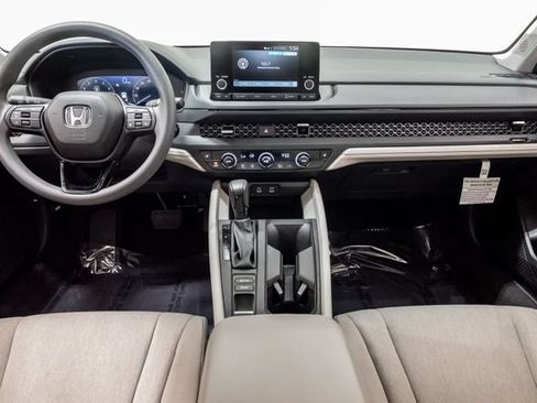 Used 2025 Honda Accord SE image 21