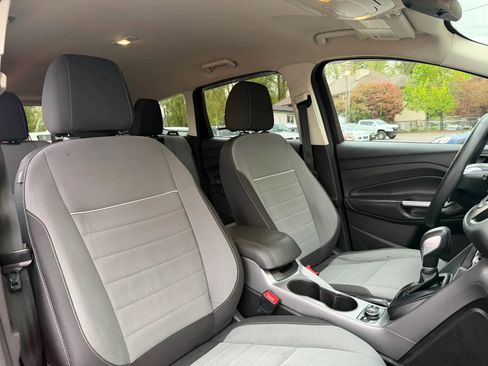 Used 2015 Ford Escape SE AWD/4WD image 24