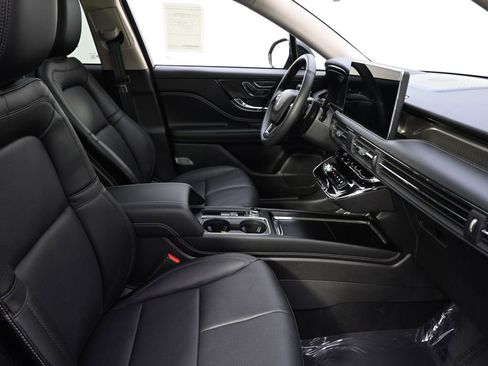 New 2026 Lincoln Corsair Reserve w/ Jet Appearance Package image 16