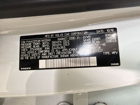 Used 2019 Volvo XC90 T6 Momentum w/ Protection Package Premier image 12