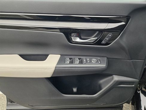 Used 2025 Honda CR-V EX-L image 17