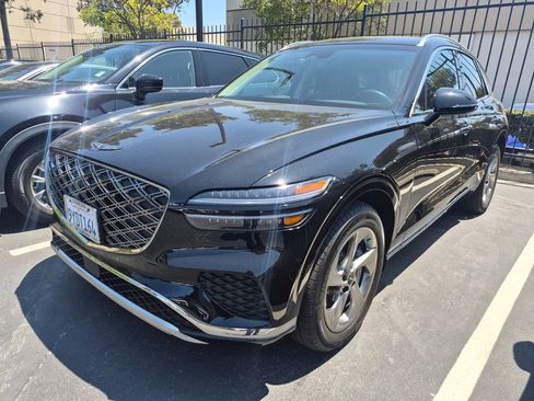 Used 2026 Genesis GV70 2.5T AWD/4WD image 2