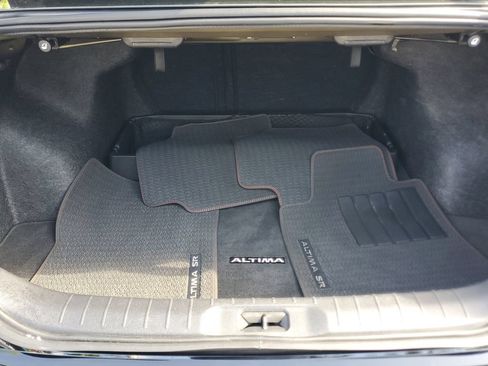 Certified 2024 Nissan Altima 2.5 SR FWD image 8