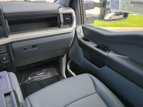 New 2026 Ford F250 XL image 17