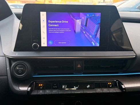 Used 2023 Toyota Prius XLE image 19