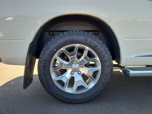 Used 2017 RAM 1500 Limited AWD/4WD image 17