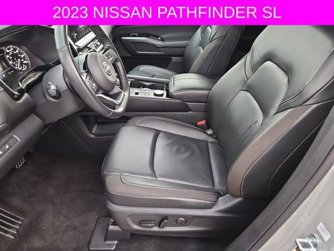 Used 2023 Nissan Pathfinder SL w/ Lighting Package (N92) image 11