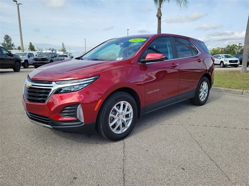 Certified 2024 Chevrolet Equinox LT image 2