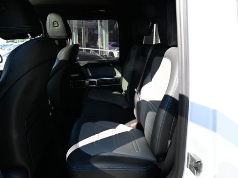 Used 2025 Mercedes-Benz G 580 w/ EQ Technology image 39