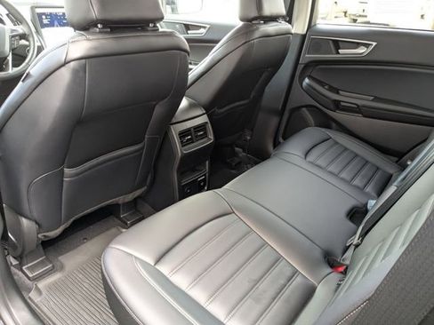 Used 2024 Ford Edge SEL w/ Convenience Package image 29