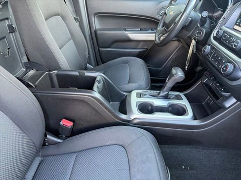 Used 2016 Chevrolet Colorado LT w/ LT Convenience Package AWD/4WD image 19