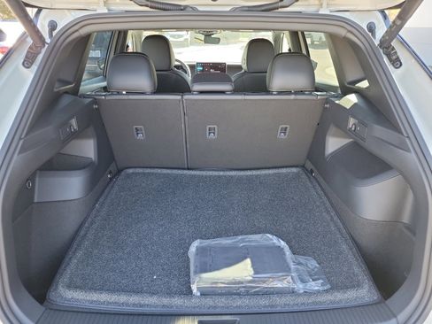 New 2026 Volkswagen Tiguan SE R-Line image 15