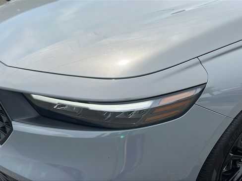 Used 2025 Honda Accord SE image 7