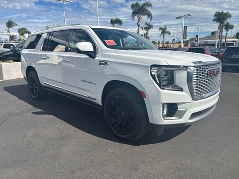 Used 2023 GMC Yukon XL Denali AWD/4WD image 11