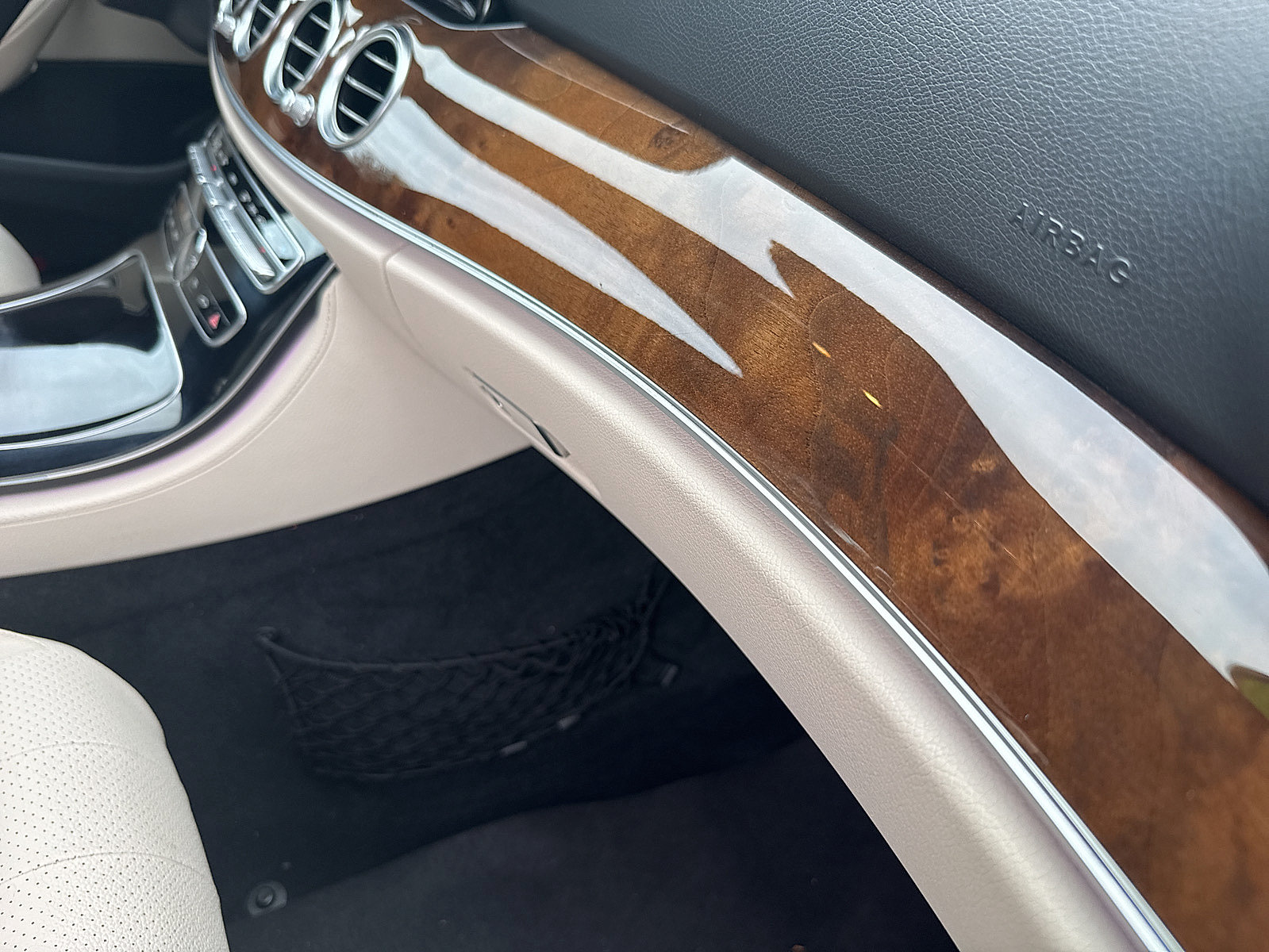Used 2017 Mercedes-Benz E 400 4MATIC Wagon image 43