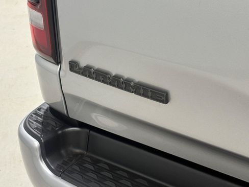 Used 2020 RAM 1500 Laramie AWD/4WD image 17