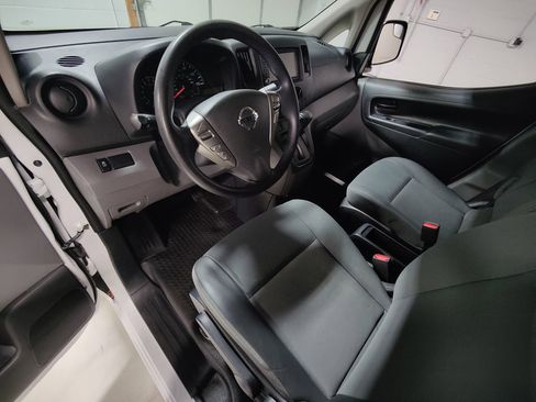 Used 2021 Nissan NV200 S image 24