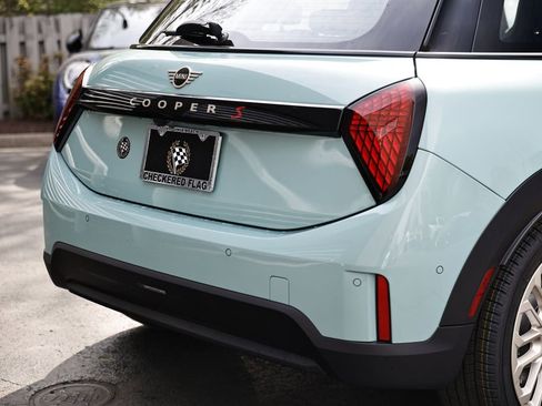 New 2026 MINI Cooper S image 9