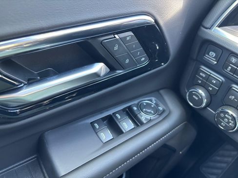 New 2026 Chevrolet Tahoe Premier AWD/4WD image 17