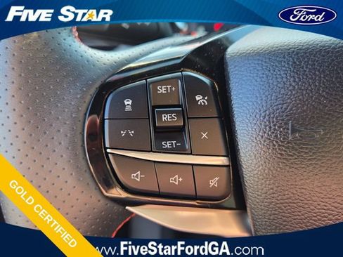 Certified 2025 Ford Explorer ST-Line AWD/4WD image 26