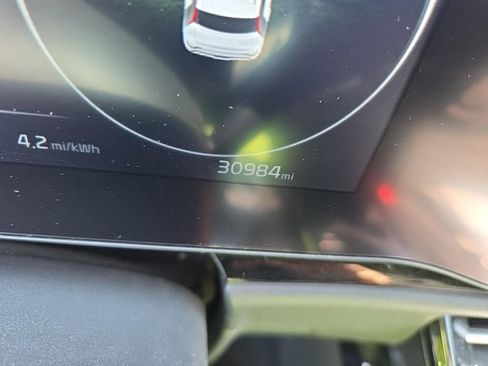 Used 2023 Kia Niro Wind FWD image 13