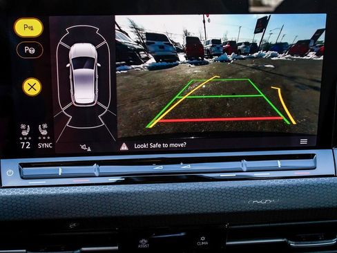 Used 2024 Volkswagen GTI Autobahn image 22