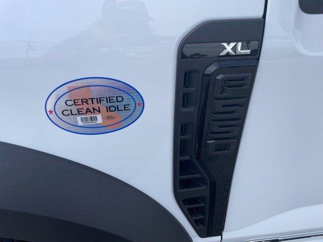 New 2027 Ford F550 4x4 Supercab Super Duty image 6