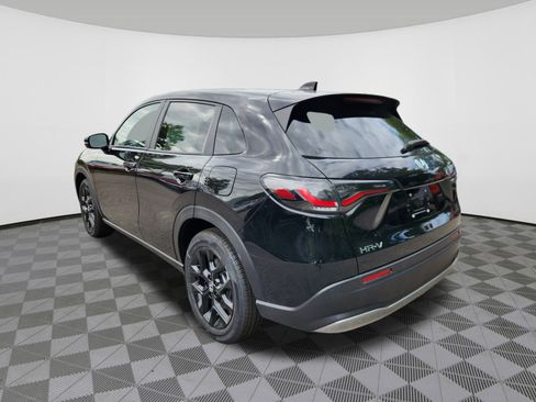 New 2025 Honda HR-V Sport image 3