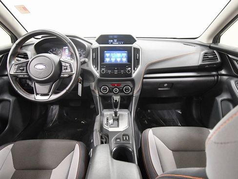 Used 2023 Subaru Crosstrek 2.0i Premium image 3