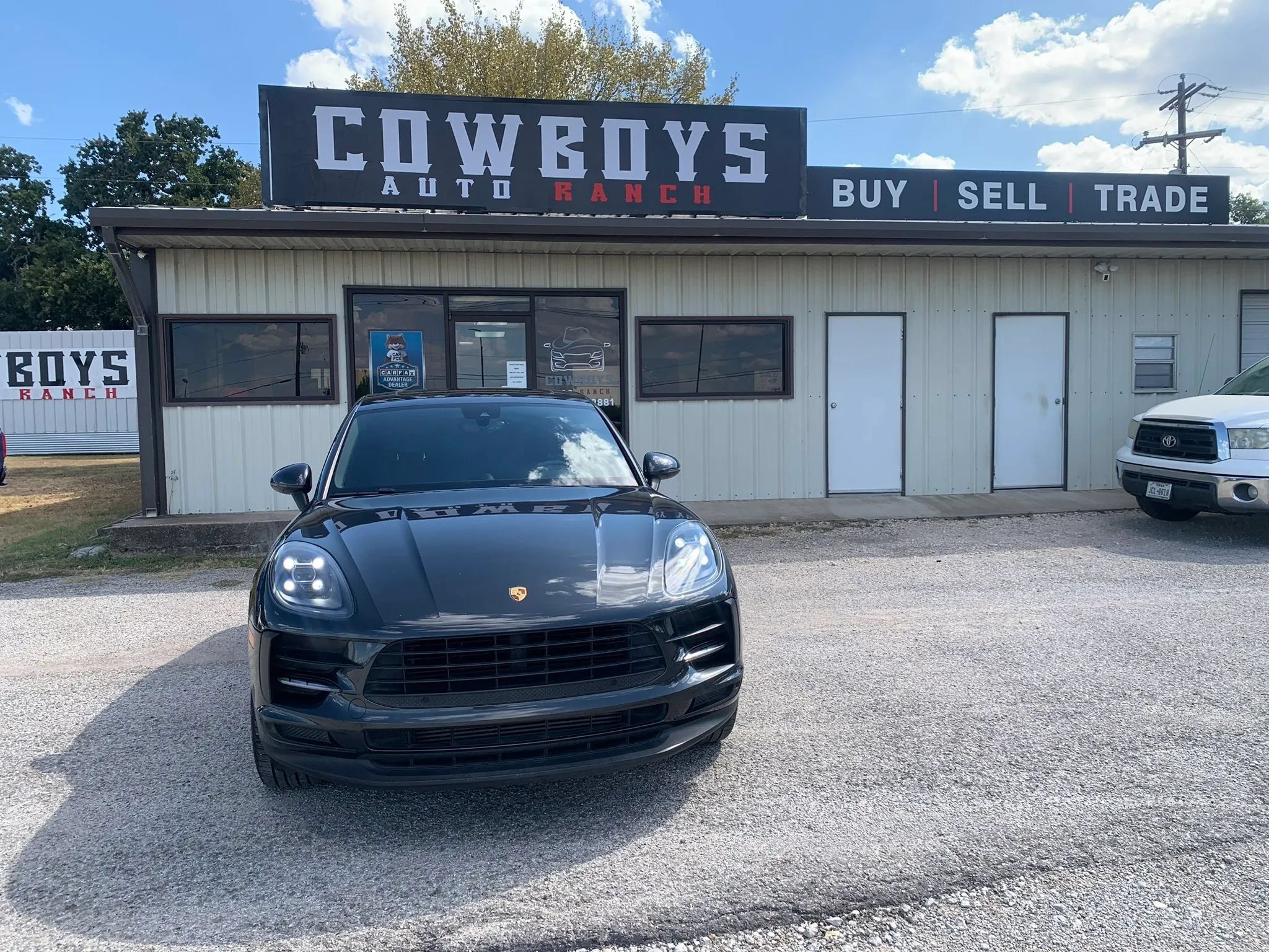 Used 2019 Porsche Macan AWD/4WD image 7
