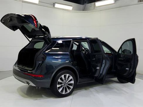 Used 2022 Lincoln Corsair Reserve FWD image 32