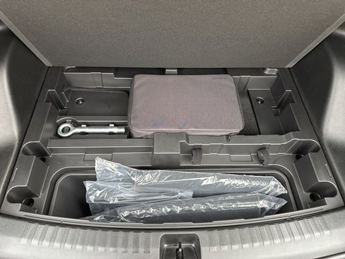 Used 2025 Chevrolet Blazer EV RS image 22